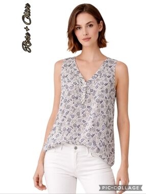 Rose & Olive cream sleeveless pintuck blouse with blue floral print size 2x